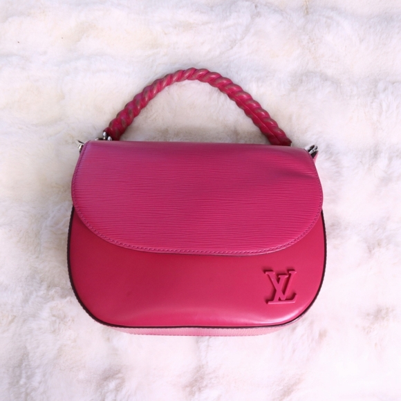 Louis Vuitton Shoulder Bag Epi Luna Leather in Pink - Picture 2 of 6